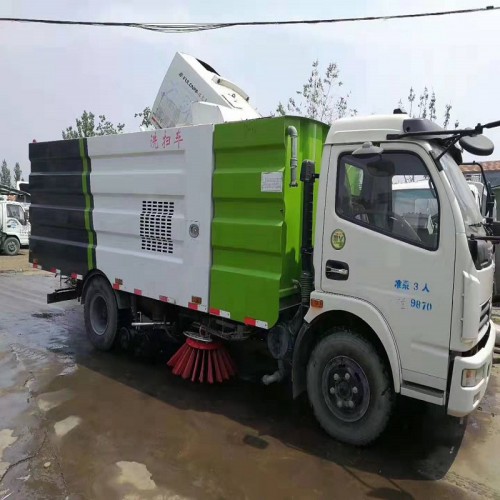 大型掃路車 東風(fēng)掃路車