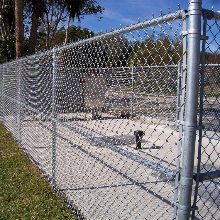 chain_l<em></em>ink_fence_2