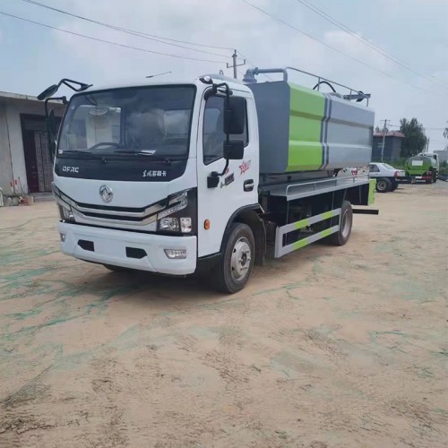 清洗吸污車 多利卡吸污車 管道疏通吸污車