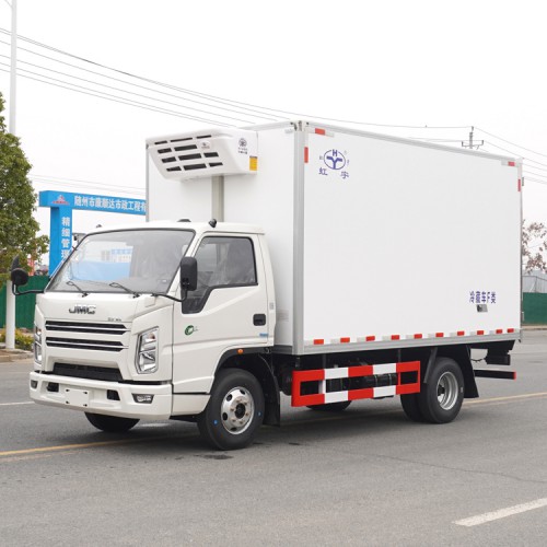 藍(lán)牌寬體冷藏車 江鈴順達(dá)冷鏈運(yùn)輸車 寬體不超重